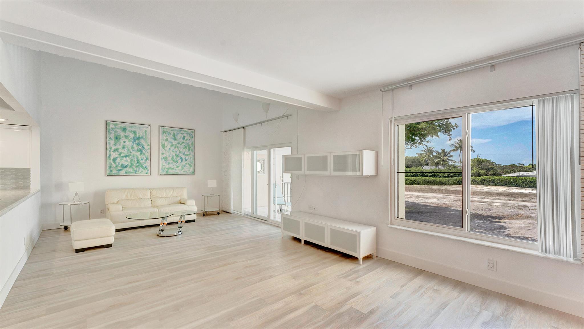 830 Greensward Court Unit: 209-H