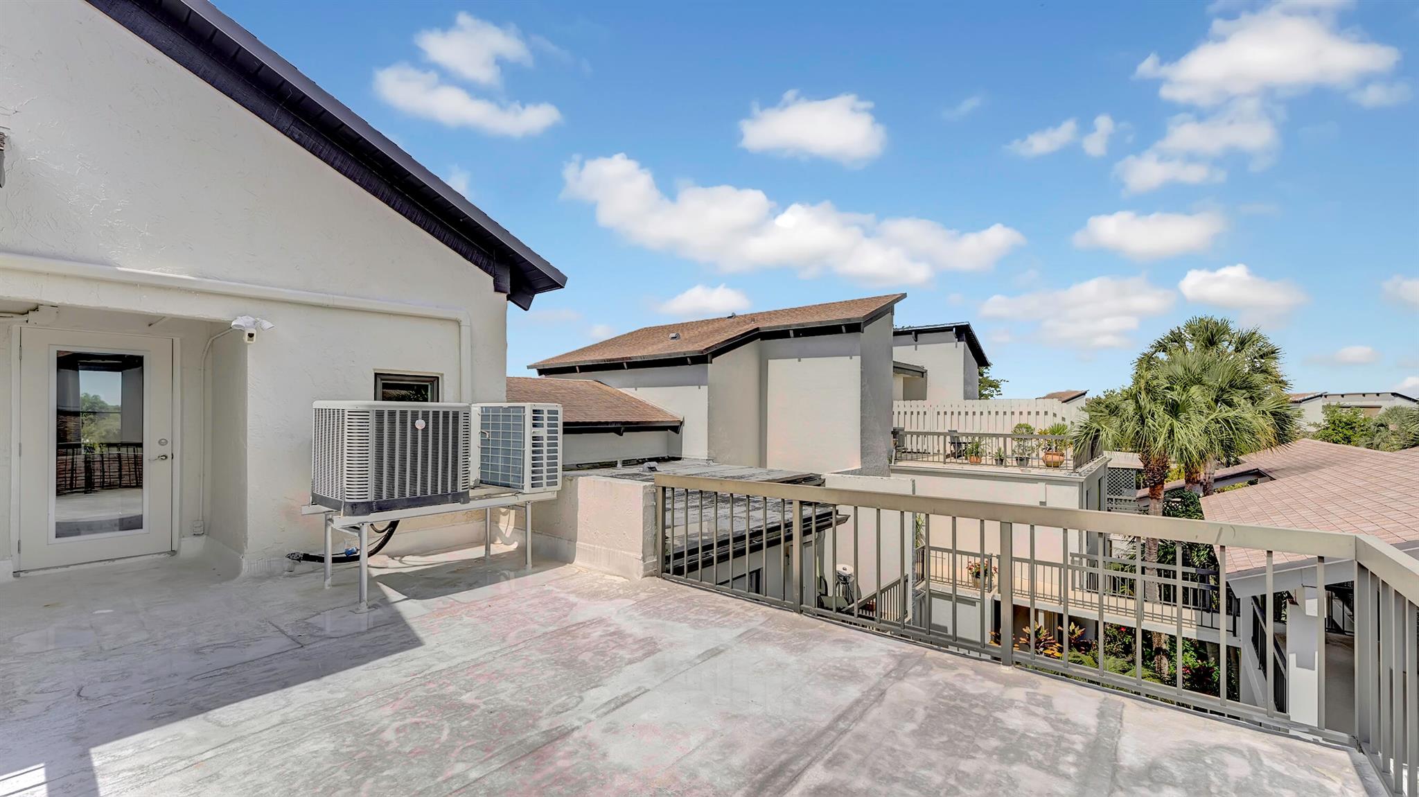 830 Greensward Court Unit: 209-H