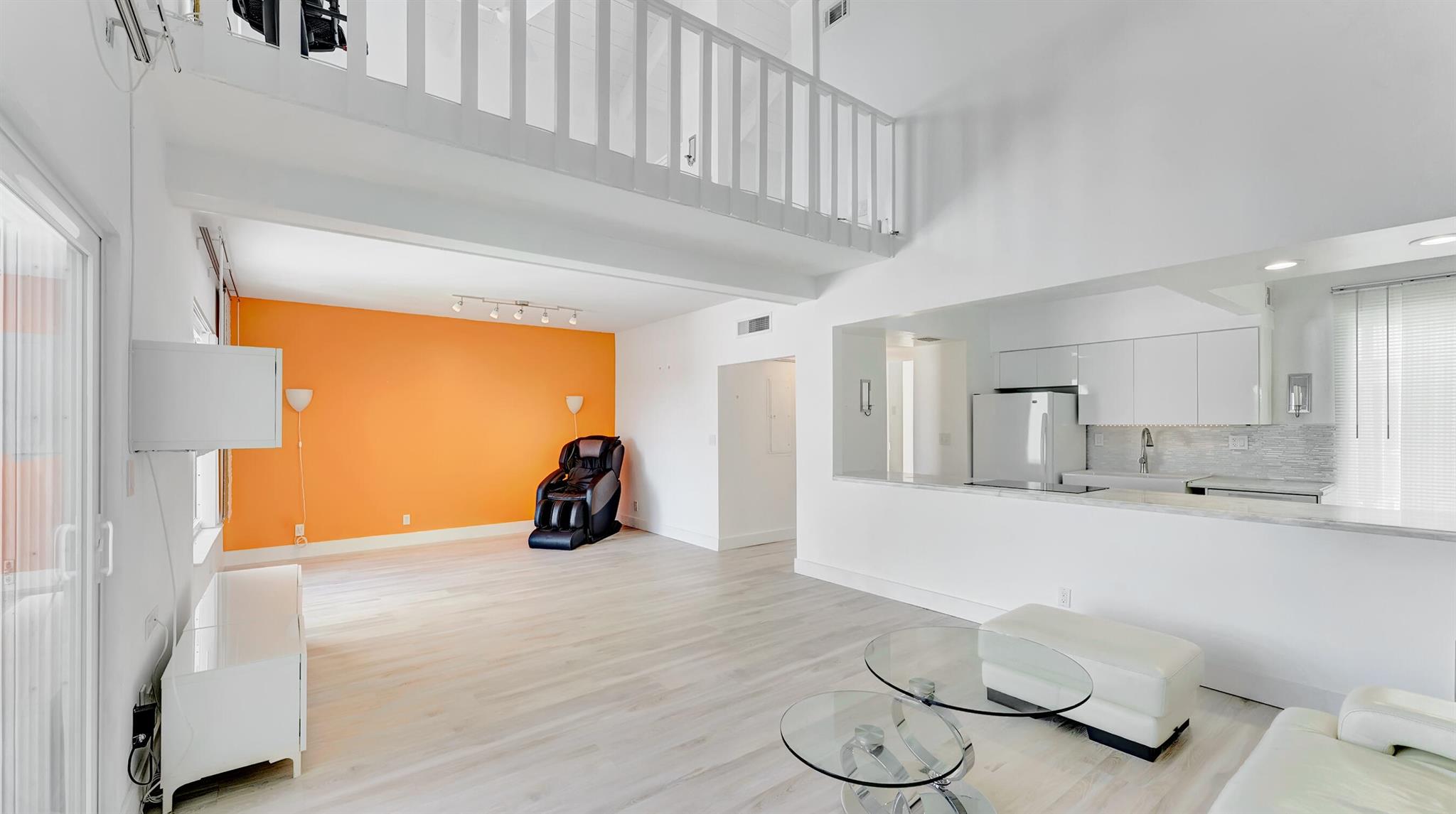 830 Greensward Court Unit: 209-H