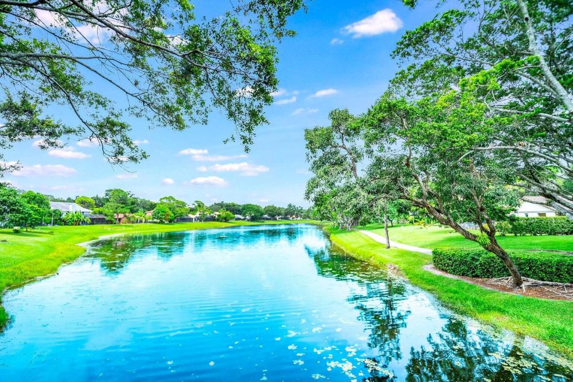 3416 Pine Haven Circle