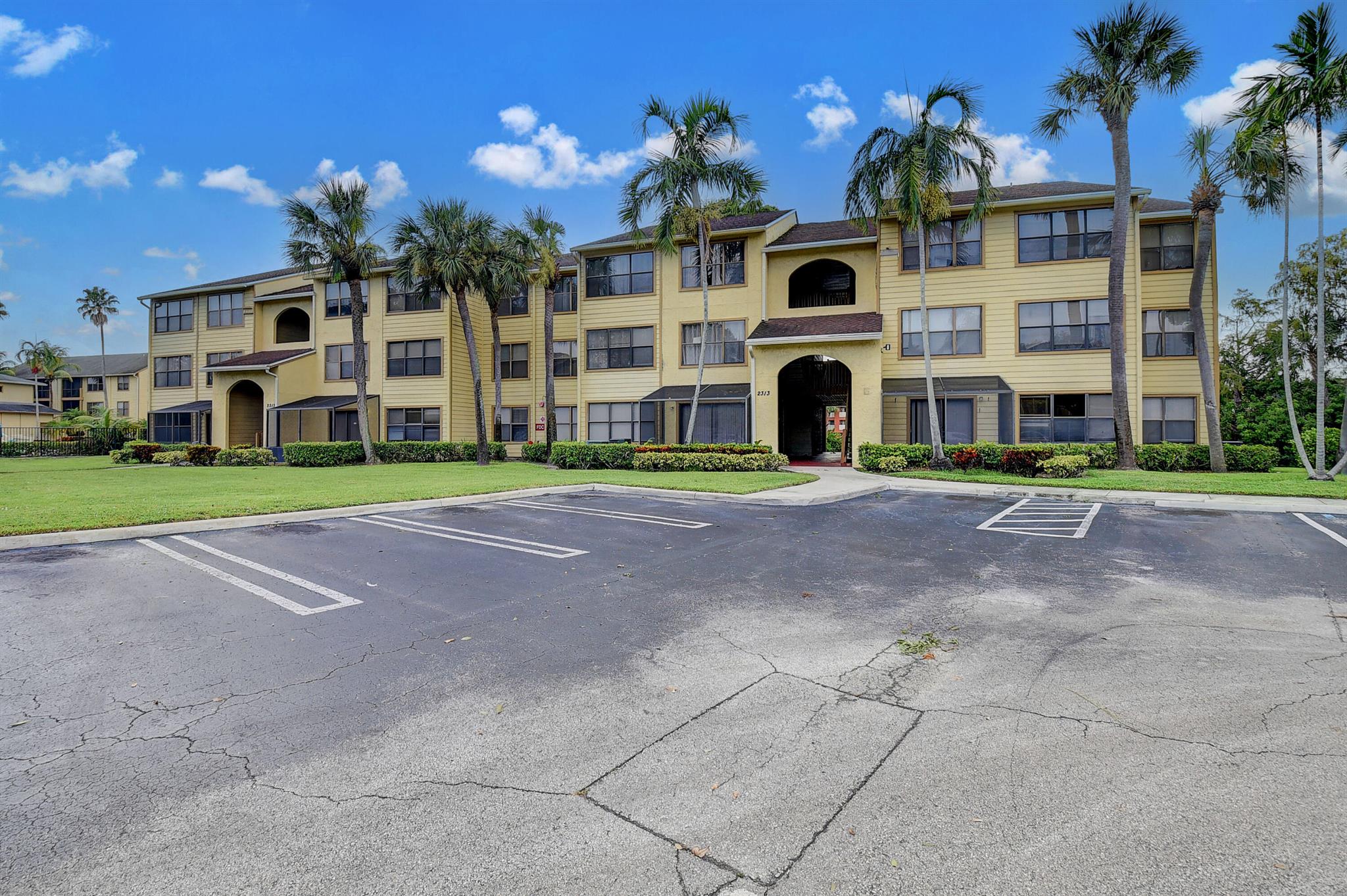 2313 N Congress Avenue Unit: 16