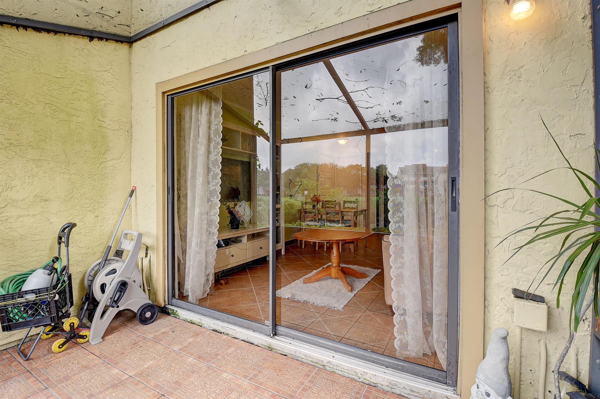 2313 N Congress Avenue Unit: 16