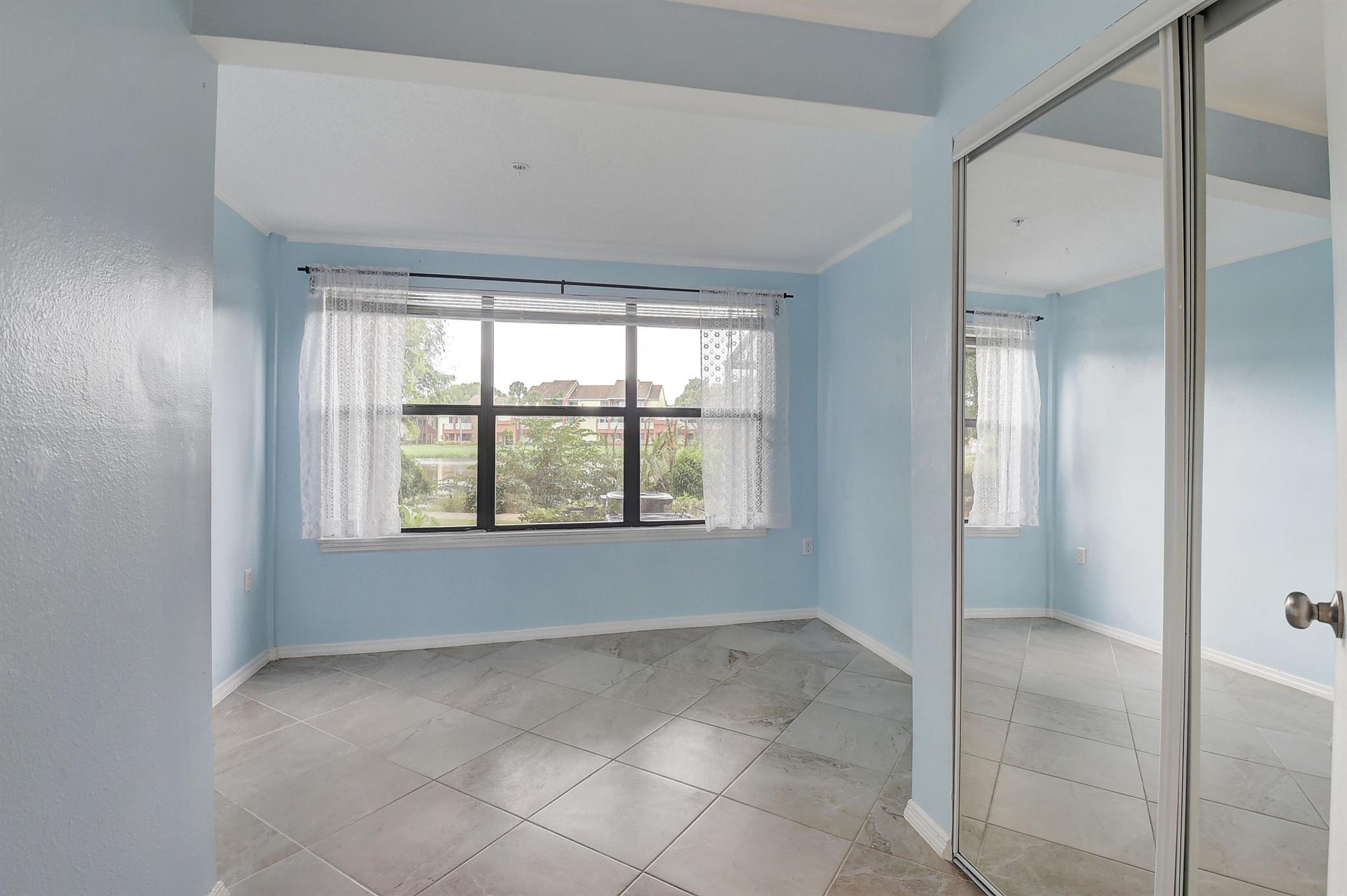 2313 N Congress Avenue Unit: 16