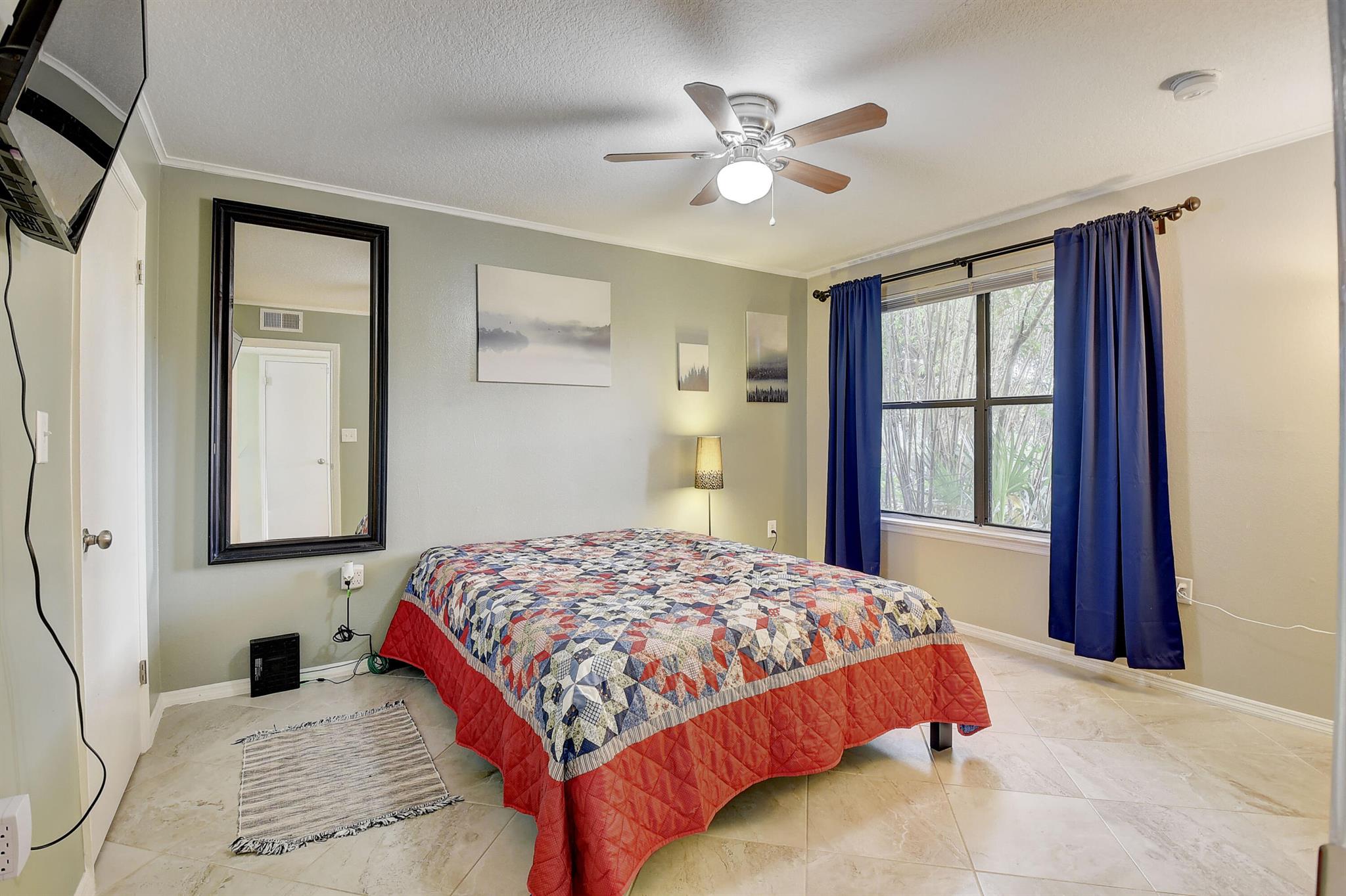2313 N Congress Avenue Unit: 16