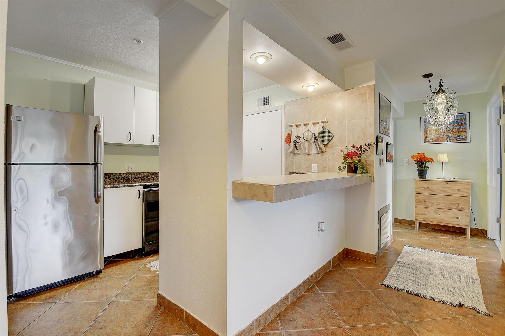 2313 N Congress Avenue Unit: 16