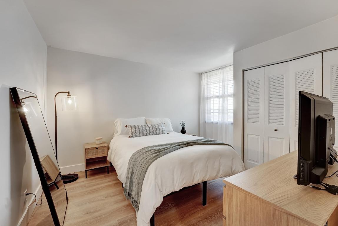 500 Egret Circle Unit: 8503