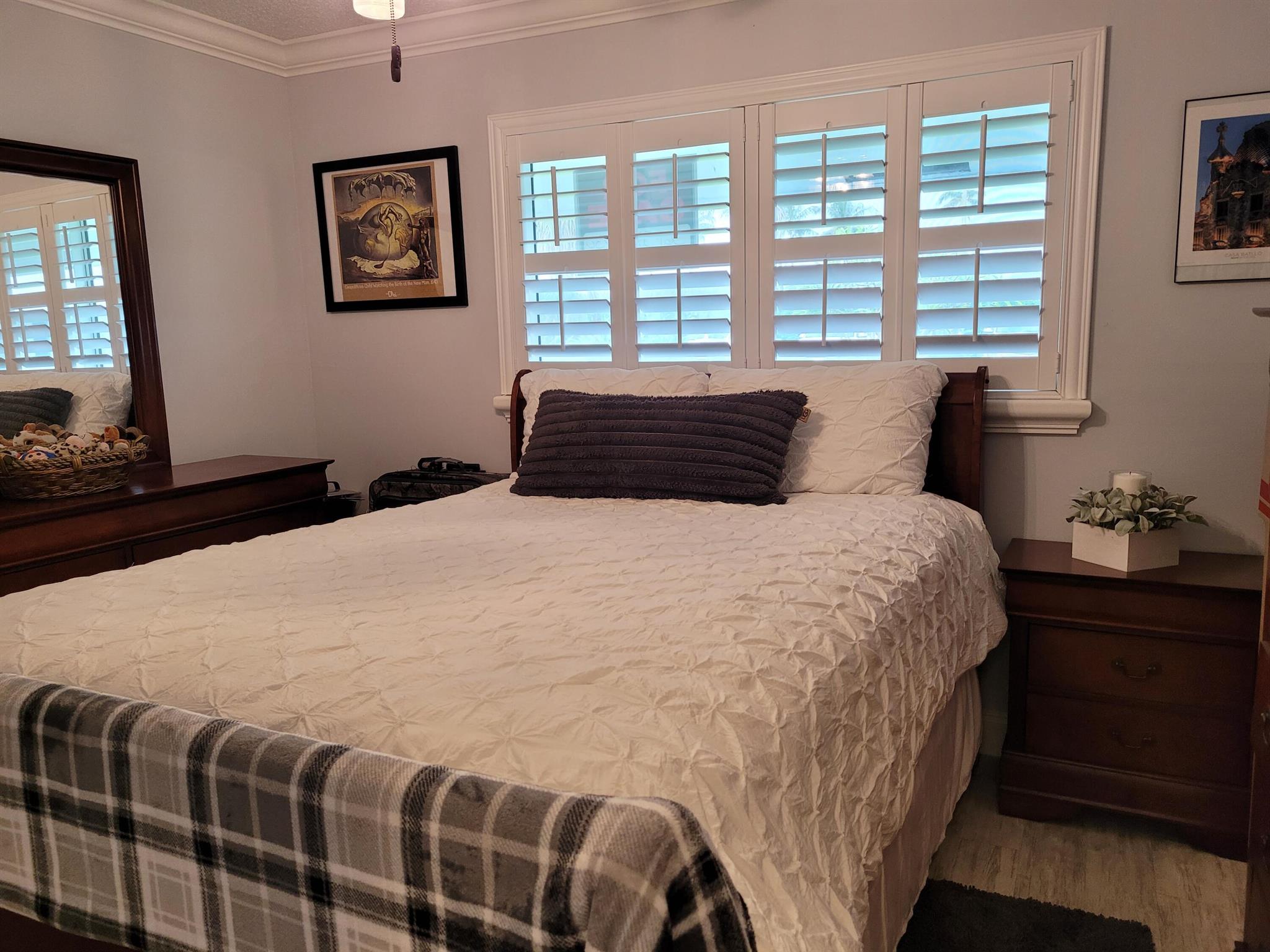 100 SW Golfview Terrace Unit: 115