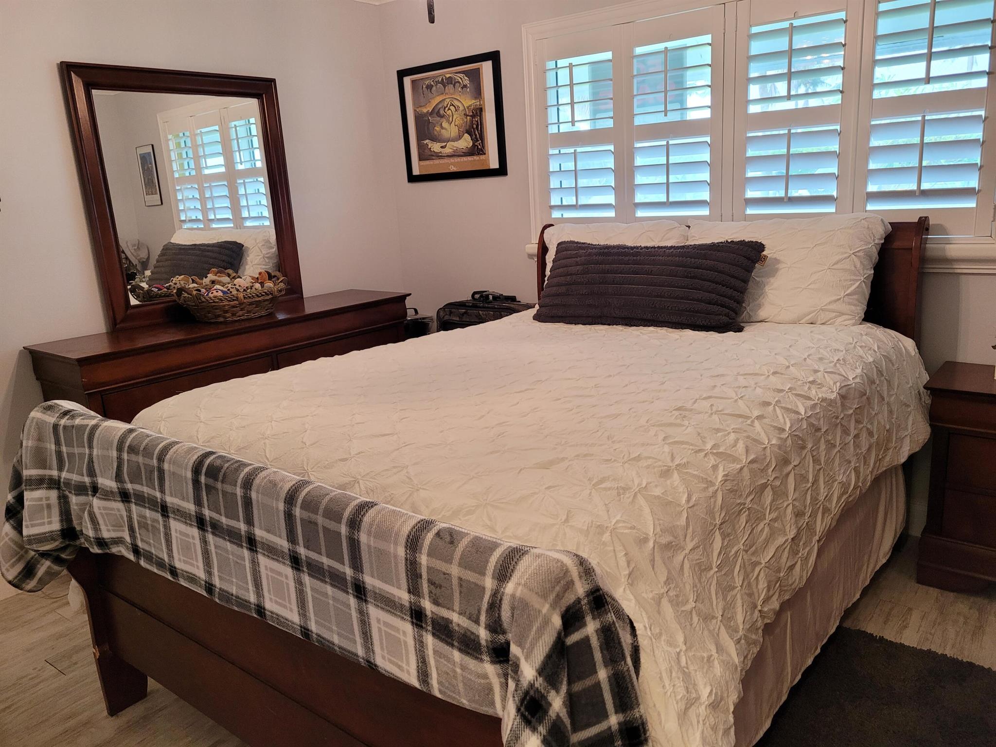 100 SW Golfview Terrace Unit: 115