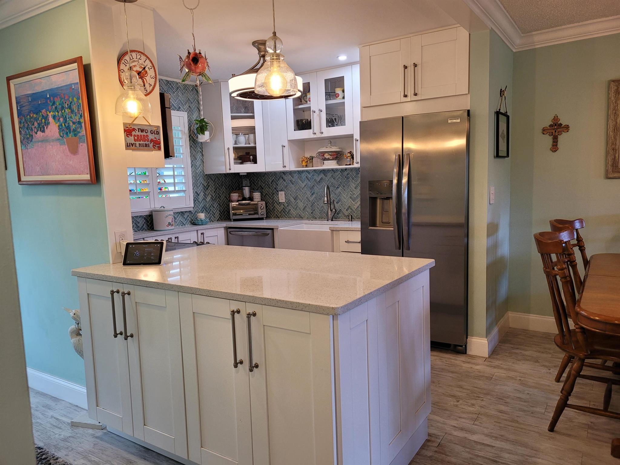 100 SW Golfview Terrace Unit: 115