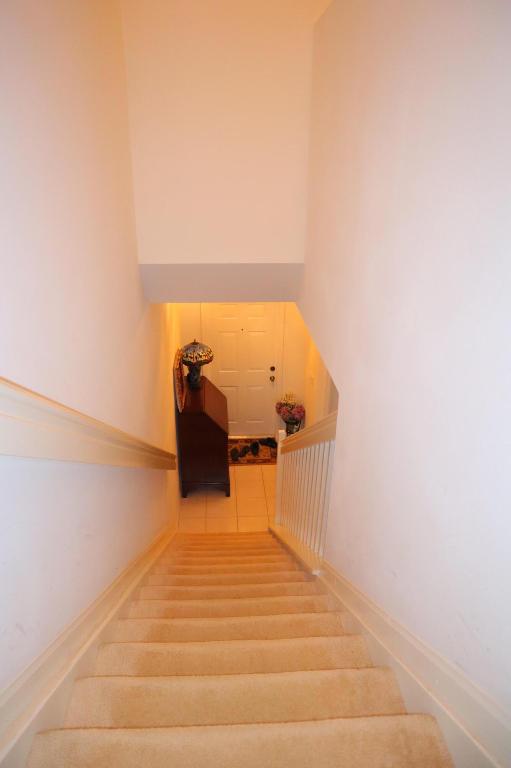 9712 Porta Leona Lane