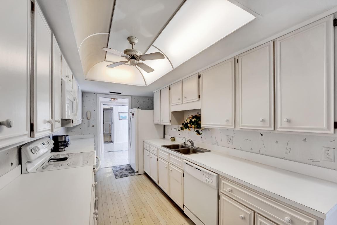 2000 S Ocean Boulevard Unit: 502