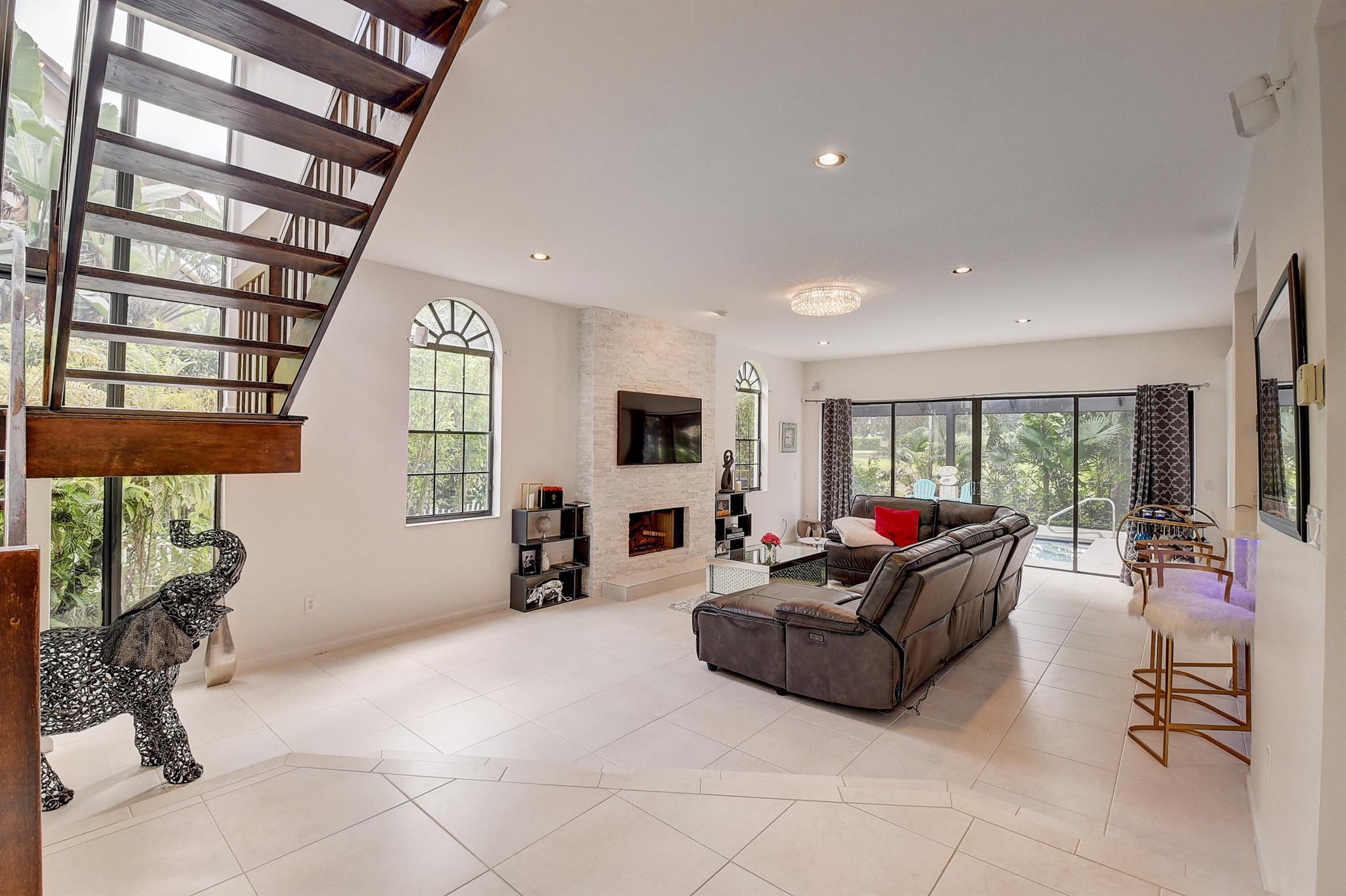 22866 El Dorado Drive