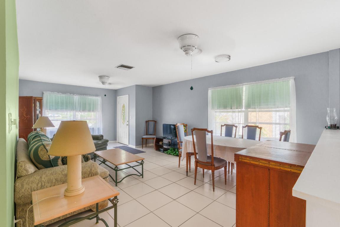 5115 Rose Hill Drive