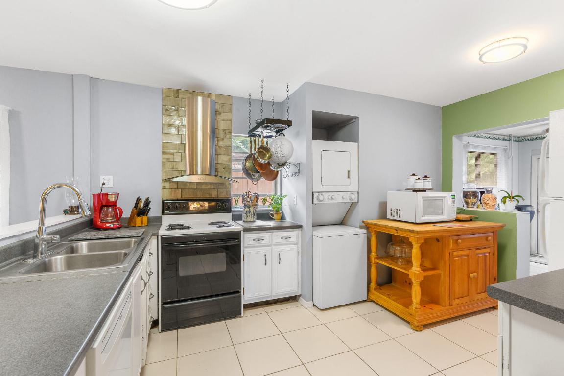 5115 Rose Hill Drive