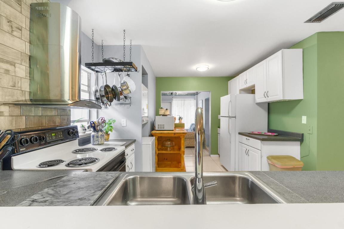 5115 Rose Hill Drive