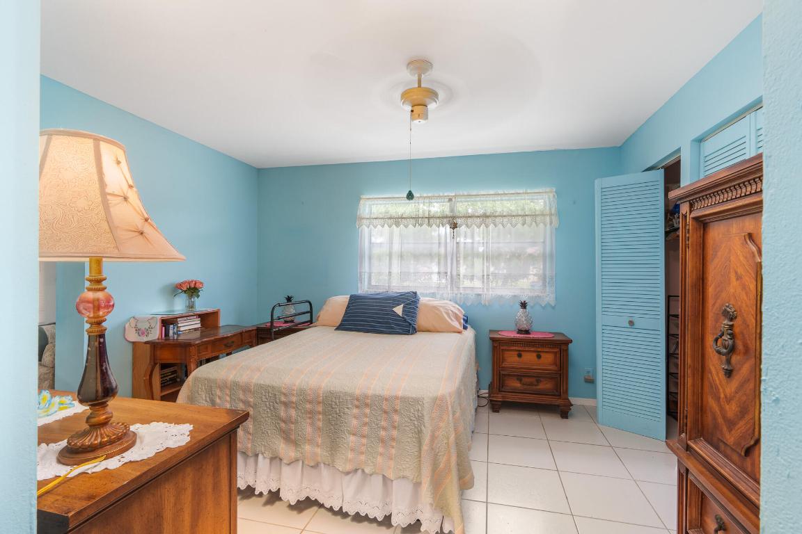 5115 Rose Hill Drive