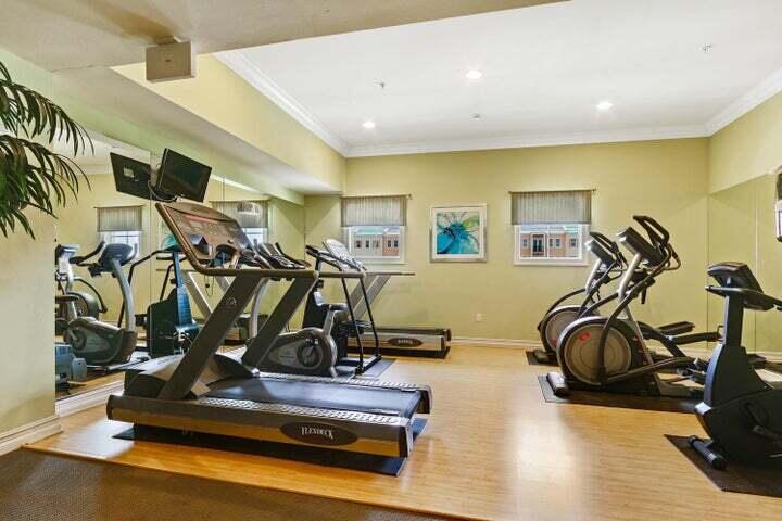 255 NE 3rd Avenue Unit: 405