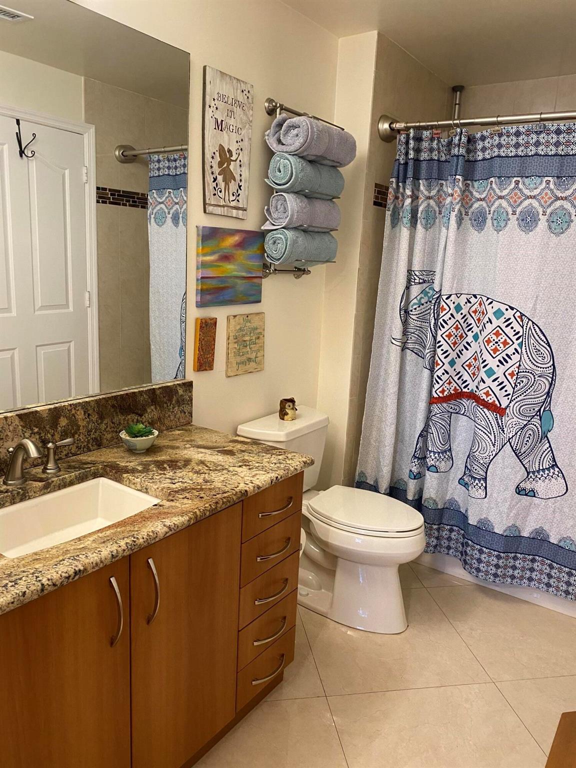 255 NE 3rd Avenue Unit: 405