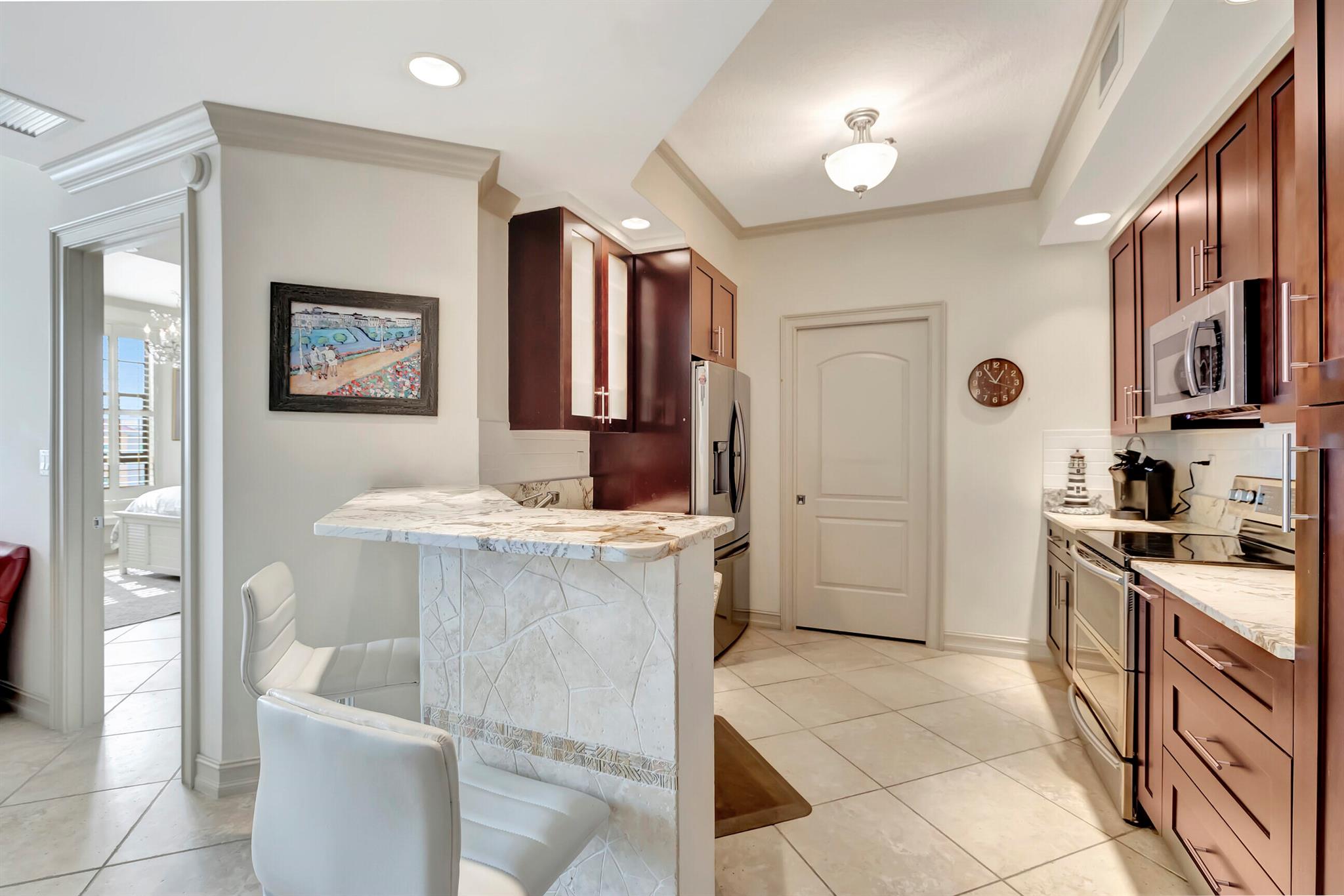 801 S Olive Avenue 603