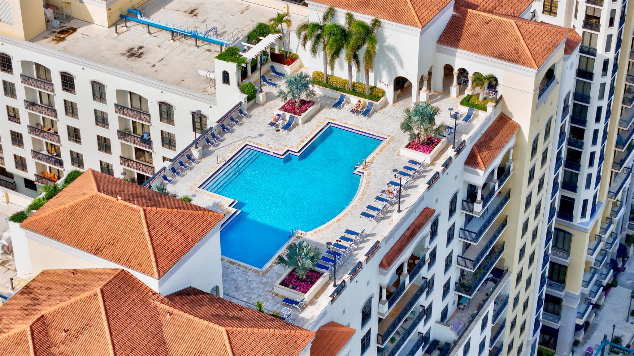 801 S Olive Avenue 603