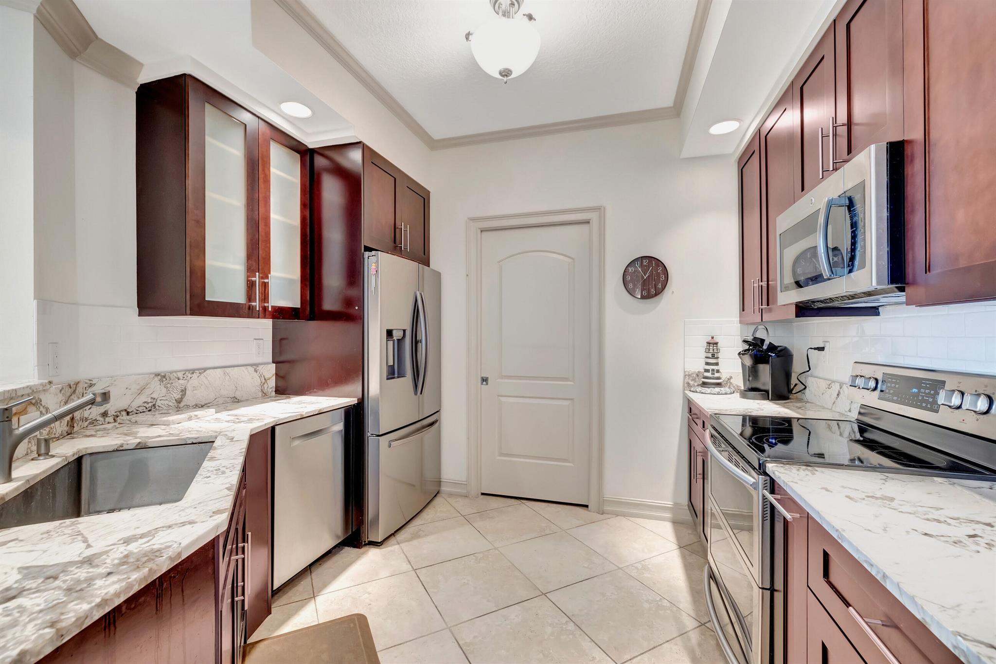 801 S Olive Avenue 603