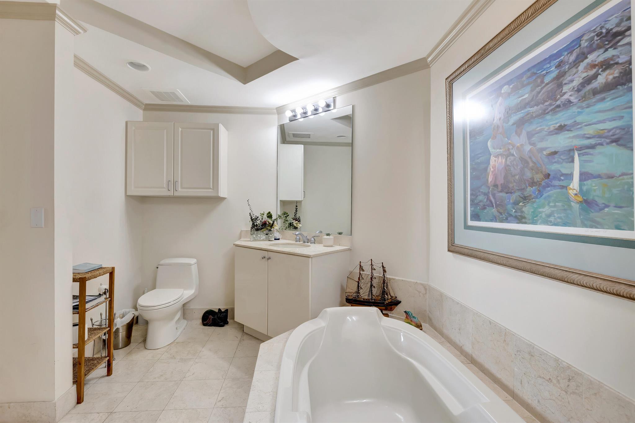 801 S Olive Avenue 603