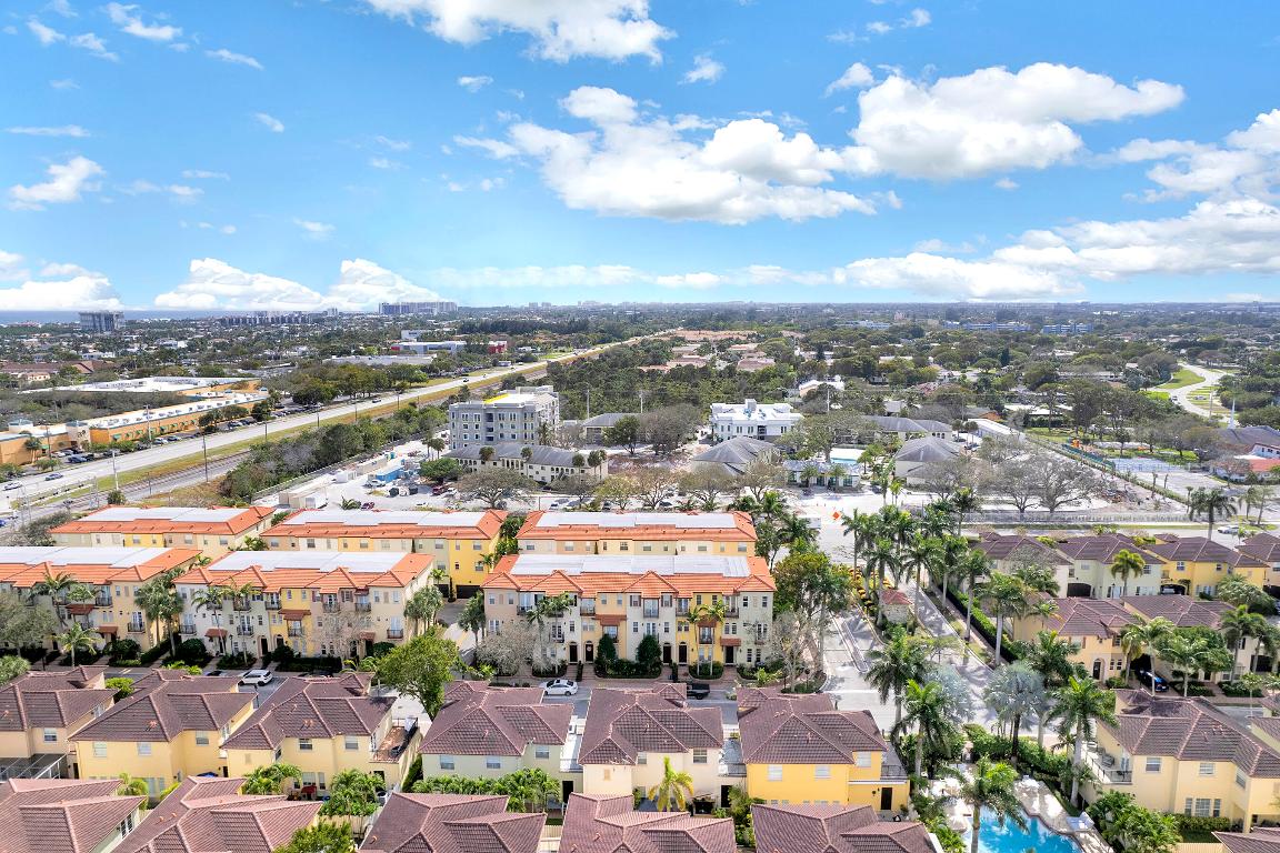 56 Via Floresta Drive