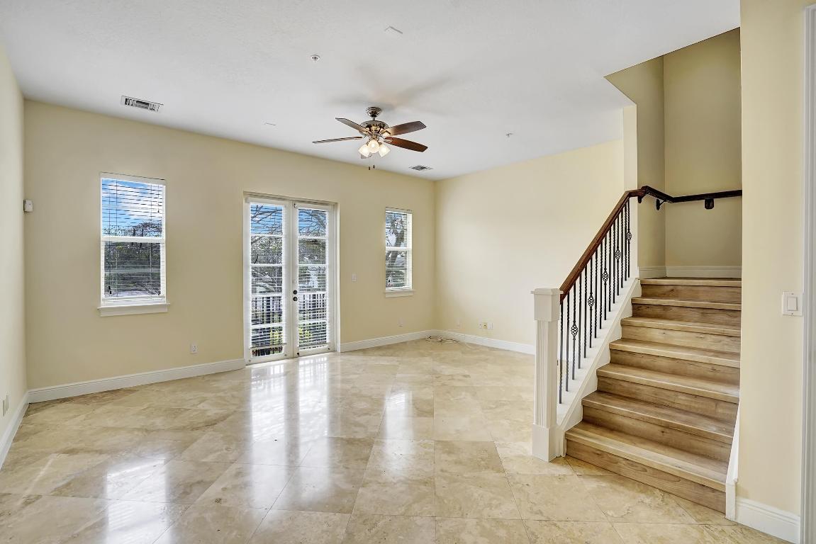 56 Via Floresta Drive