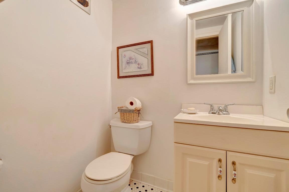 580 Horizons W Unit: 103