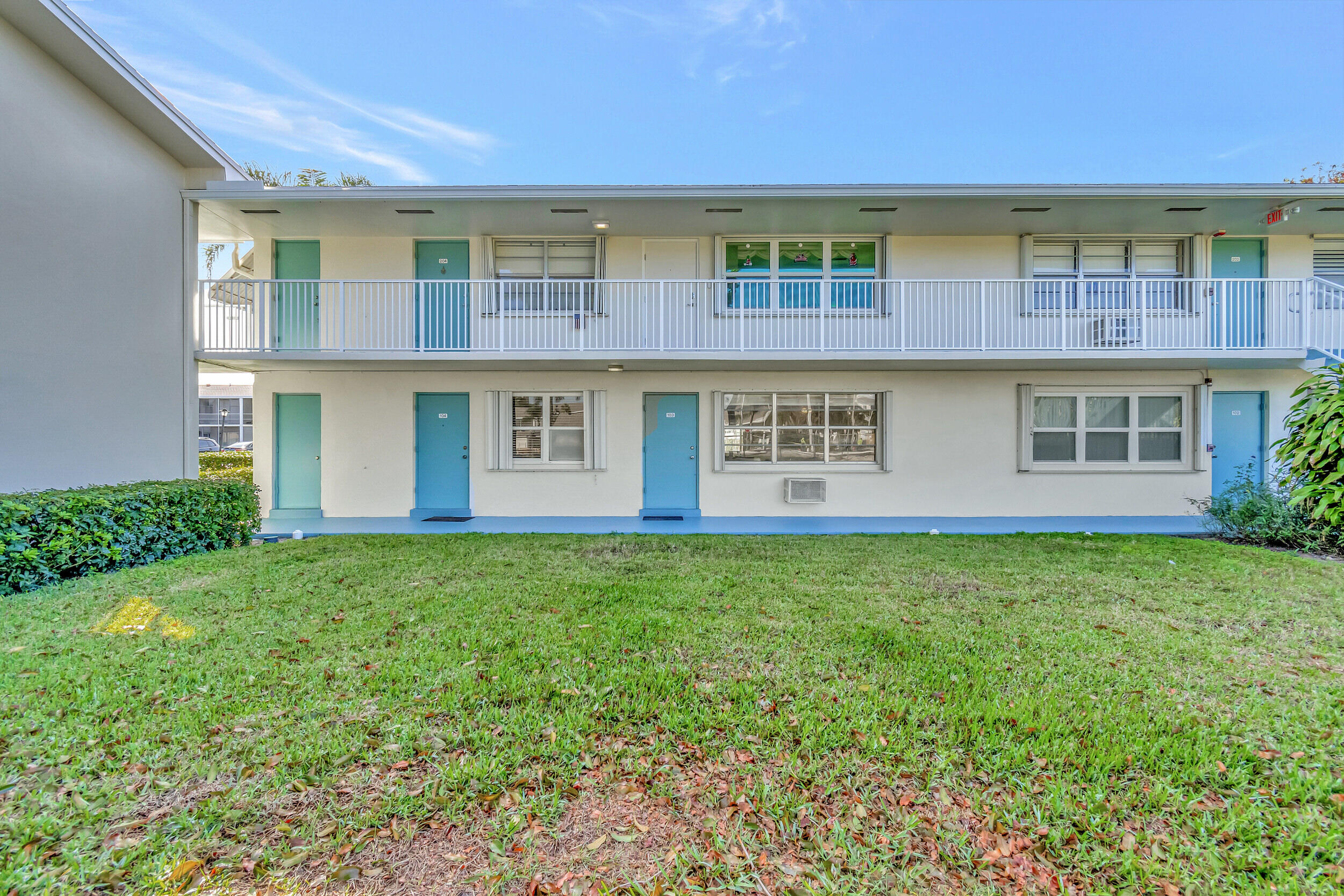 580 Horizons W Unit: 103