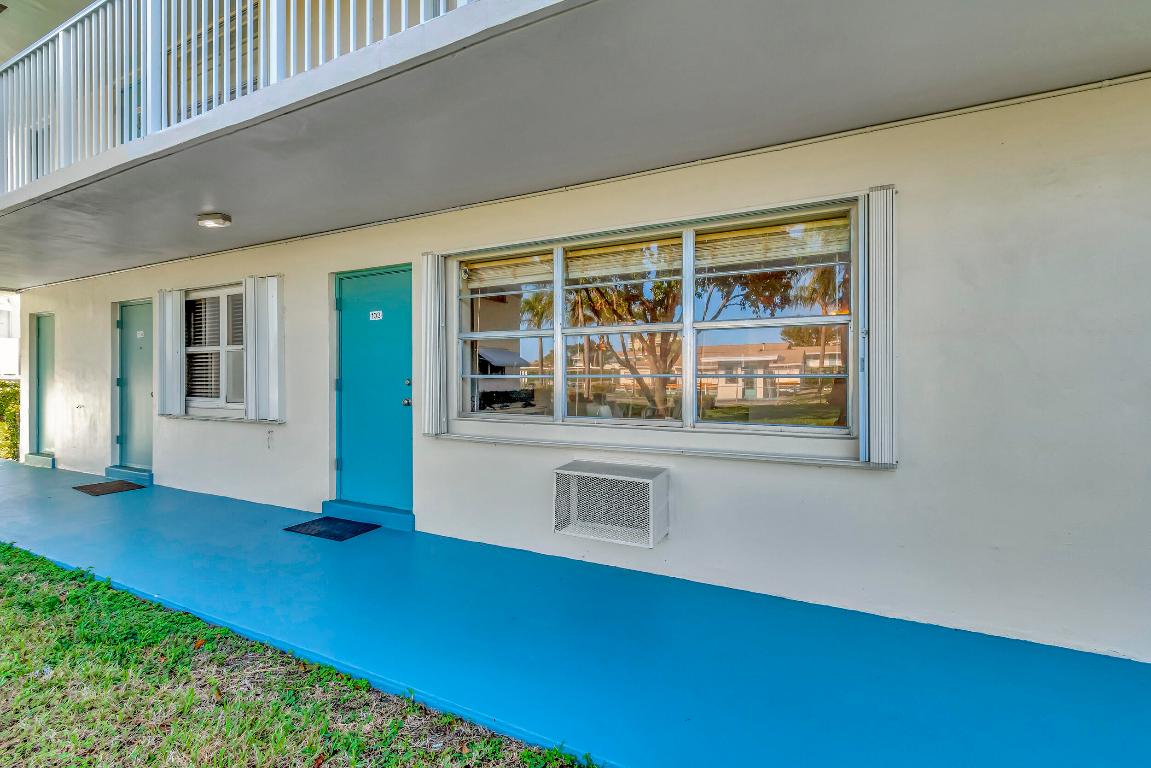 580 Horizons W Unit: 103