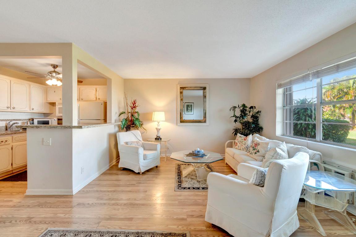 580 Horizons W Unit: 103