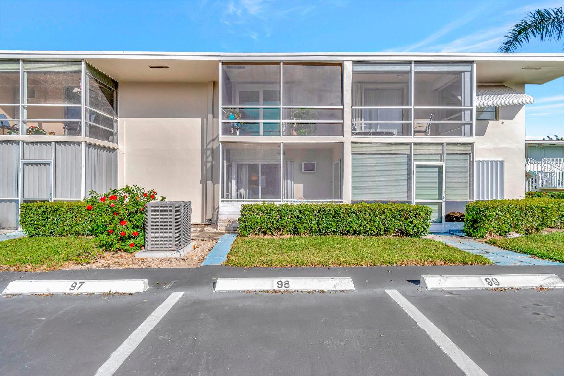 580 Horizons W Unit: 103