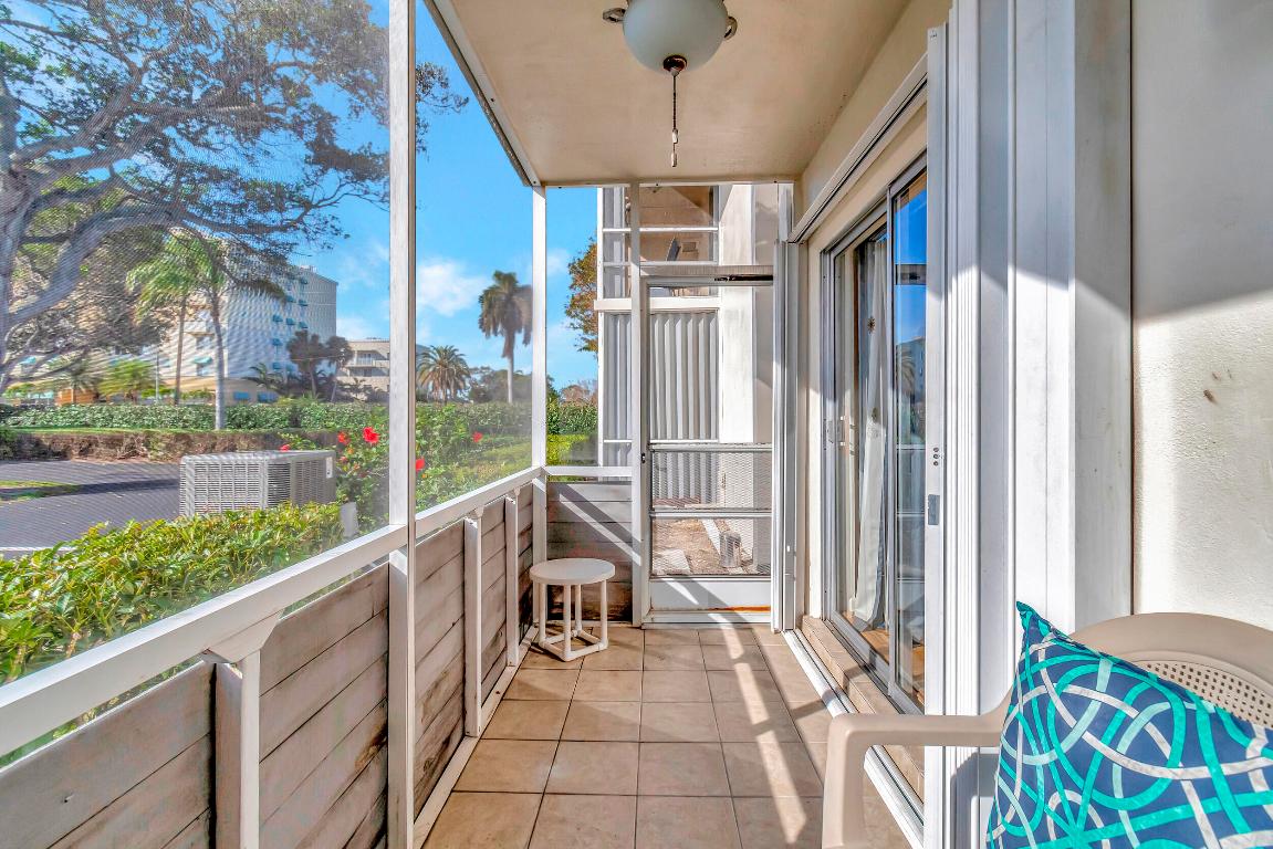 580 Horizons W Unit: 103