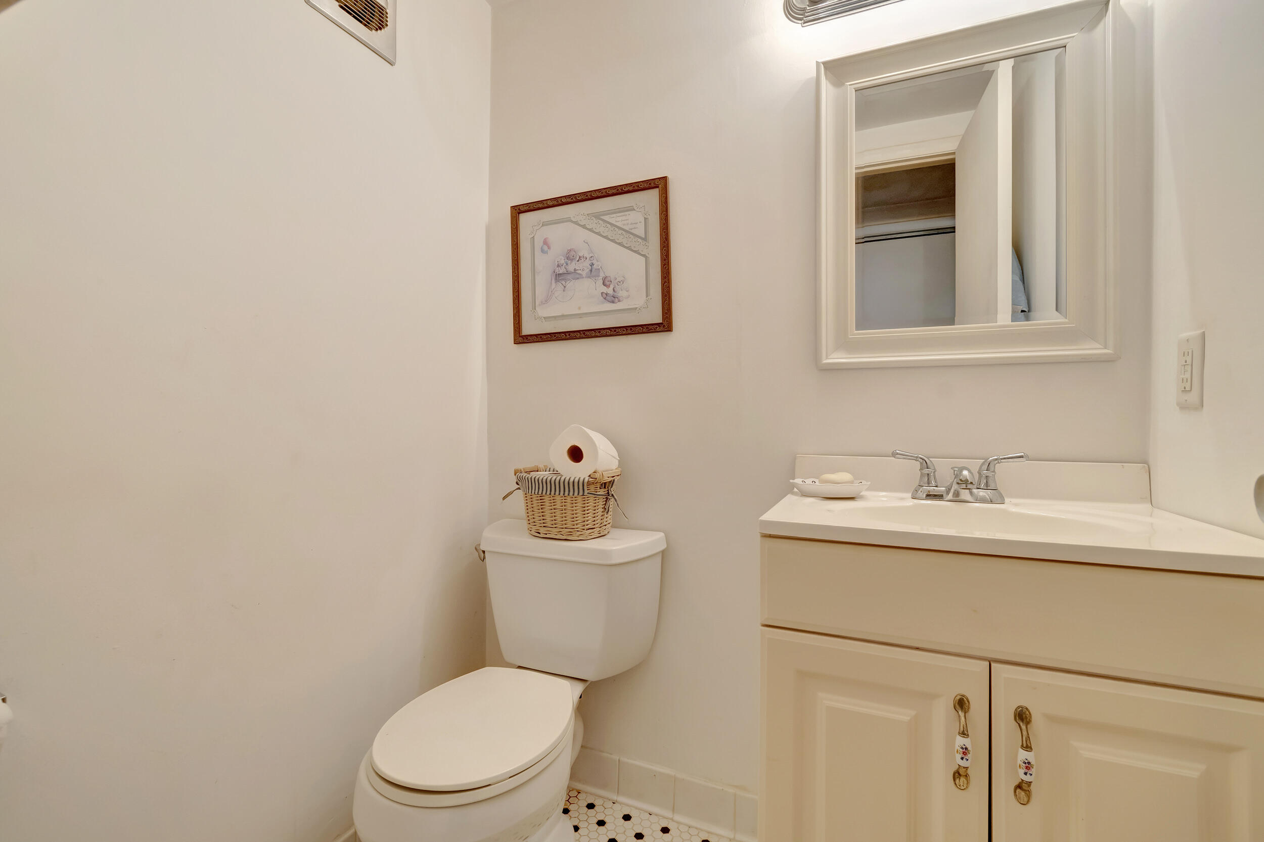 580 Horizons W Unit: 103