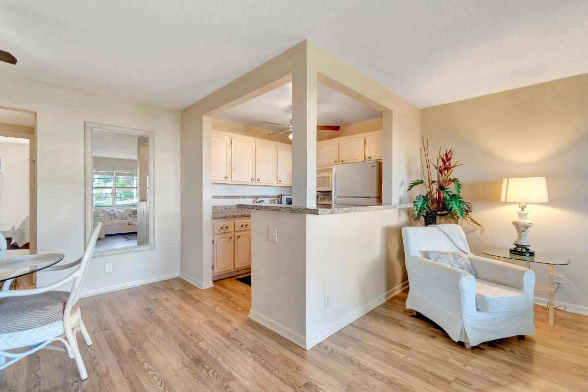 580 Horizons W Unit: 103