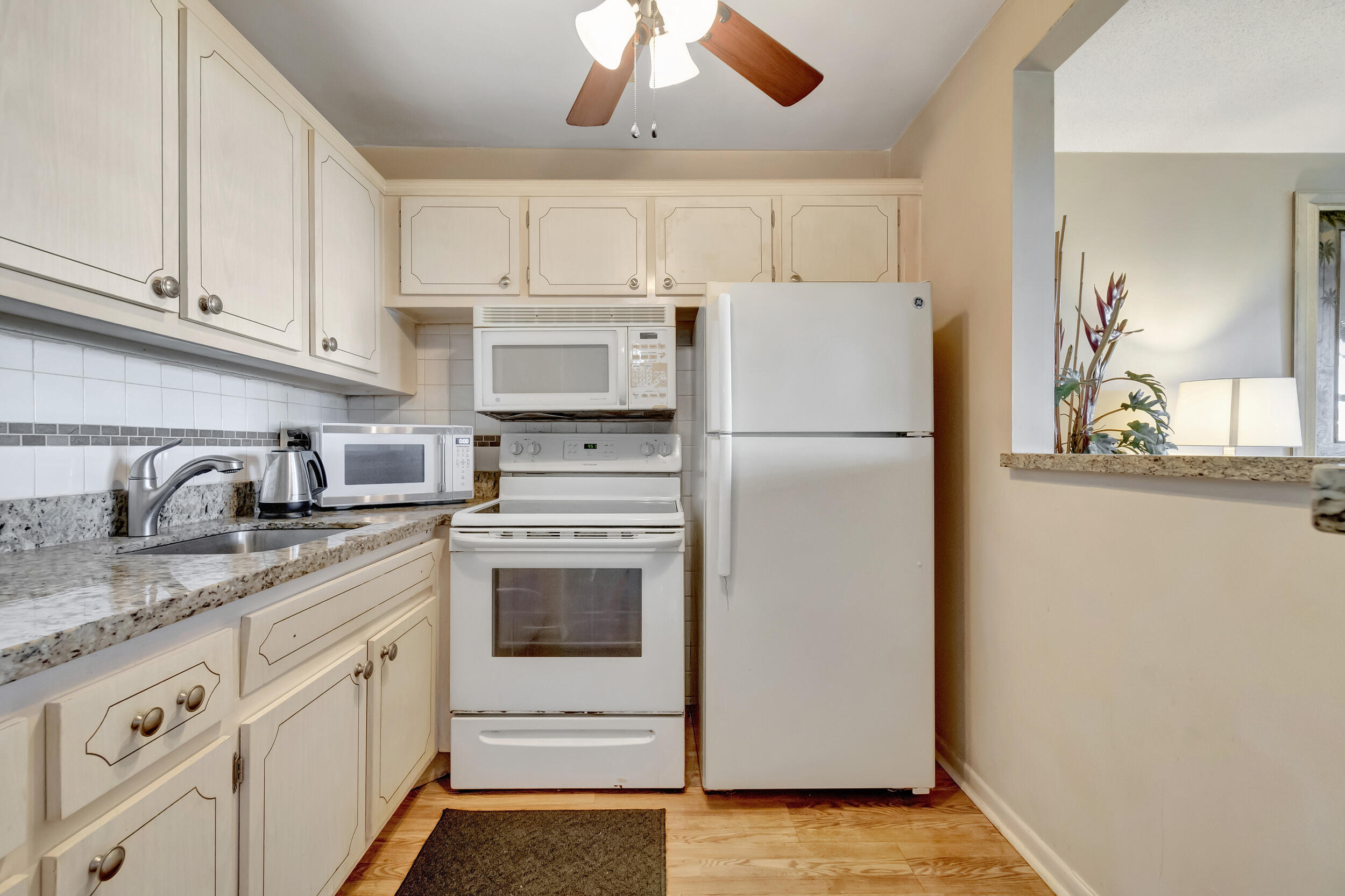 580 Horizons W Unit: 103