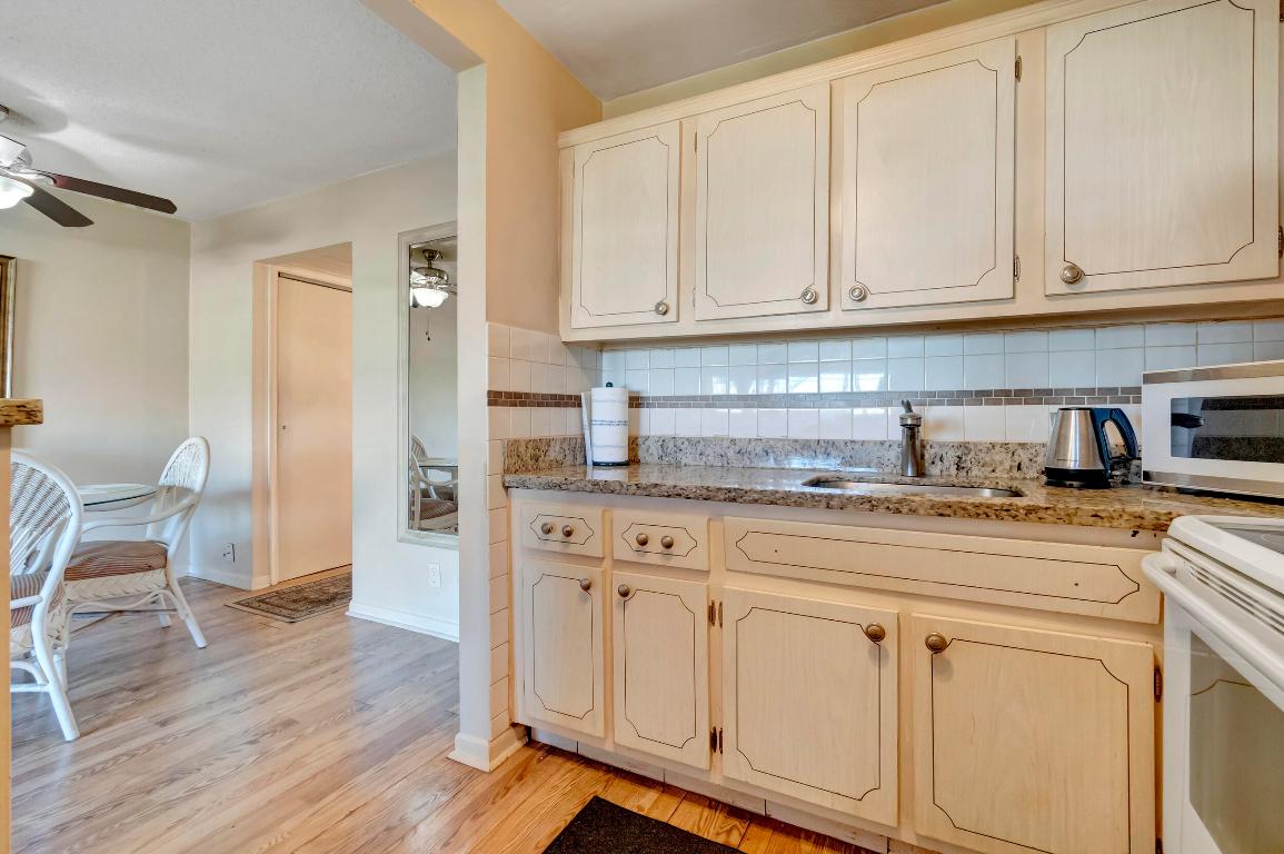 580 Horizons W Unit: 103