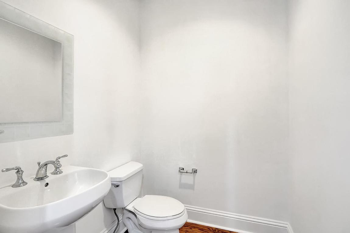 226 N Latitude Circle Unit: 301