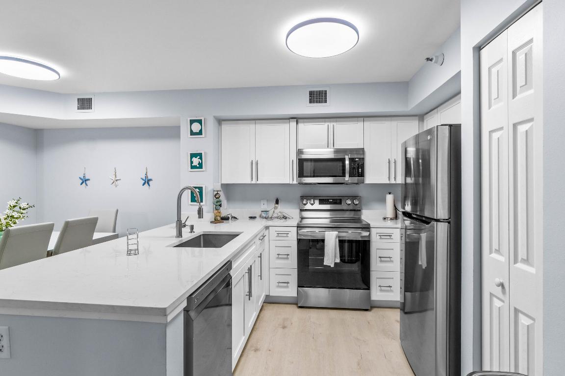 140 Yacht Club Way Unit: 107