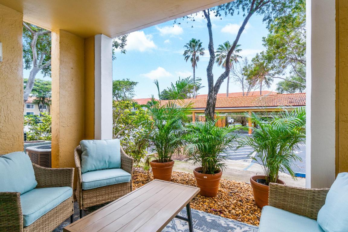 140 Yacht Club Way Unit: 107