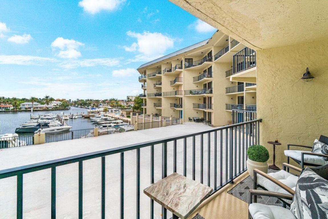 1035 S Federal Highway Unit: 210