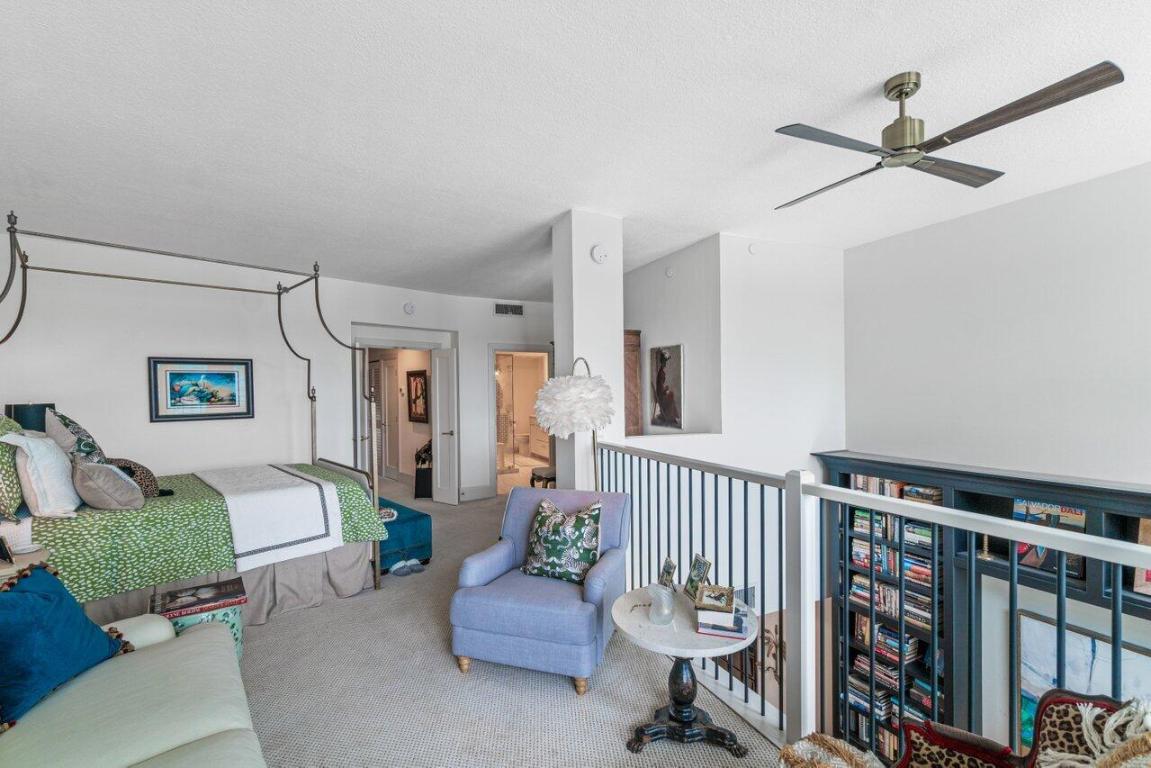 1035 S Federal Highway Unit: 210