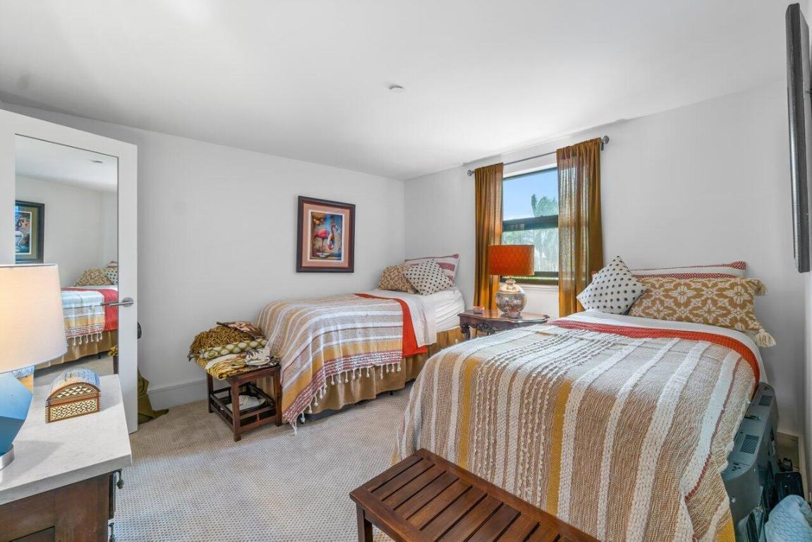 1035 S Federal Highway Unit: 210