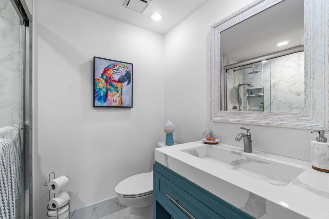 1035 S Federal Highway Unit: 210