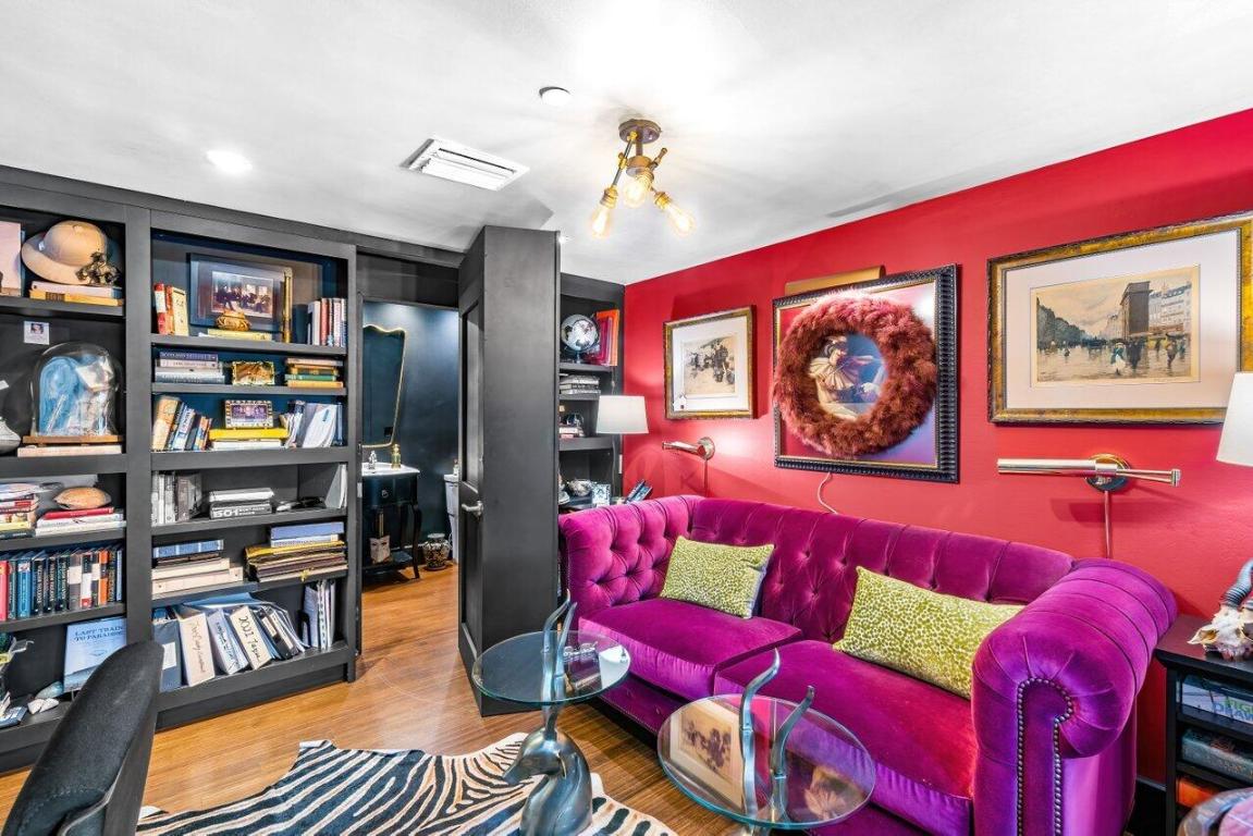 1035 S Federal Highway Unit: 210