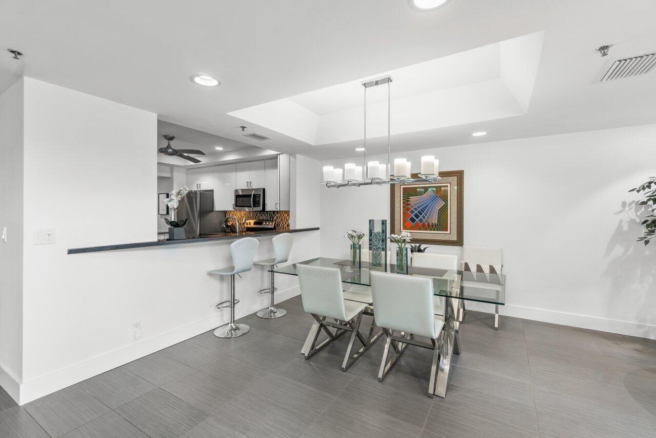 1035 S Federal Highway Highway Unit: 207