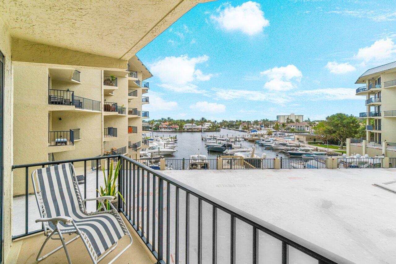 1035 S Federal Highway Highway Unit: 207