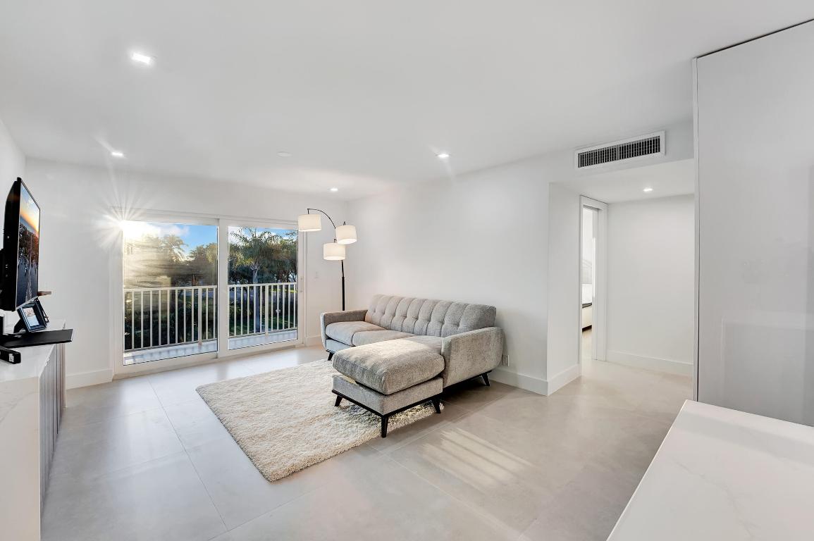 311 E Ocean Avenue Unit: 308