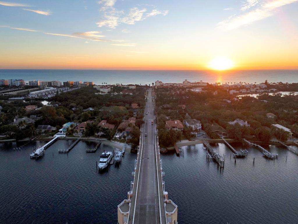 311 E Ocean Avenue Unit: 308